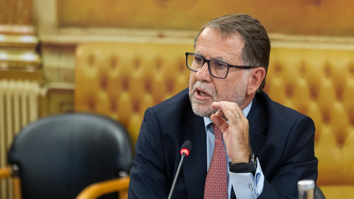 Transparência Internacional exige divulgação de emails entre o MAI e a Secretaria-Geral sobre SIRESP