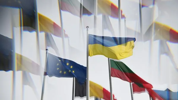 "Нахально врут": Азаров рассказал, как Украина выманивает деньги у Запада