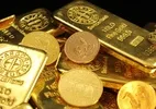 Ouro fecha em queda com perspectiva de novas altas dos juros nos EUA