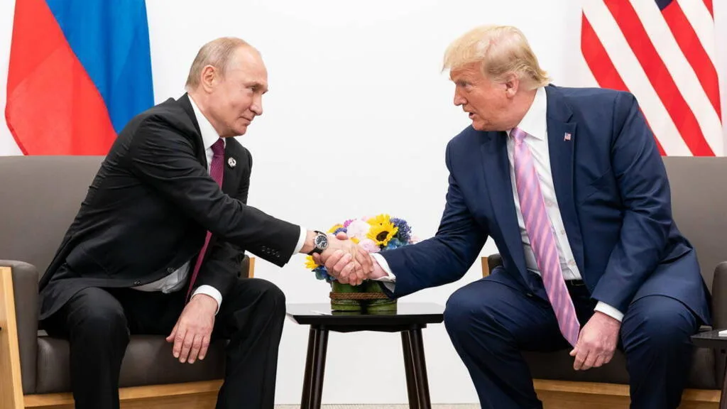«Trump a toujours été hostile à l'Ukraine et favorable à la Russie», selon l'historienne Nicole Bacharan