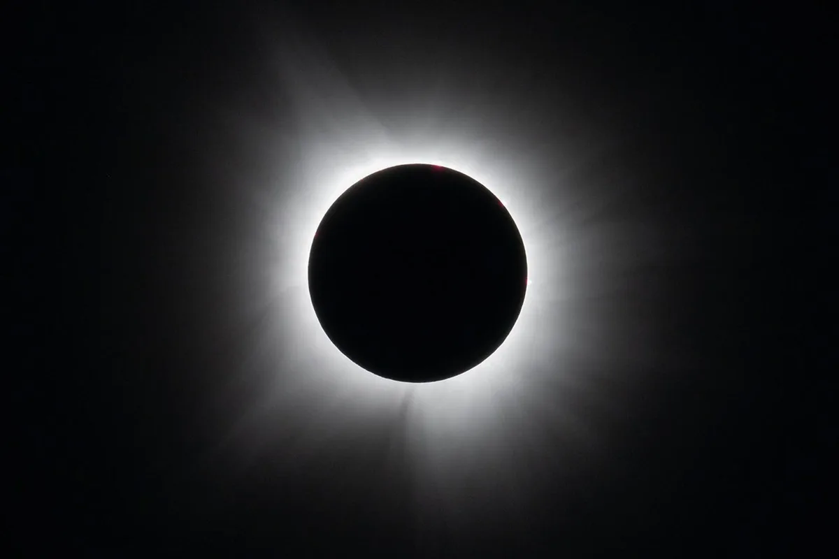 Eclipse solar: saiba horário e como assistir ao fenômeno do Brasil nesta quarta, 12