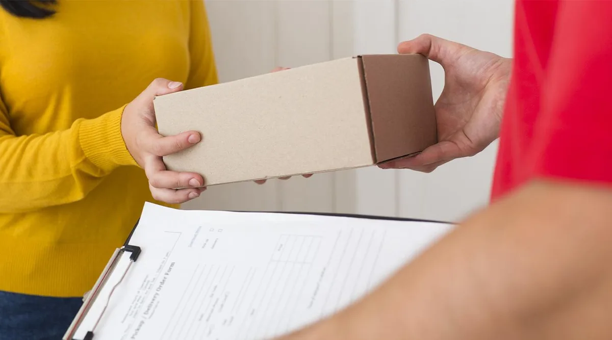 Compras en el exterior: el uso del servicio puerta a puerta creció casi 84% en lo que va del año y ya se acerca al total de 2025