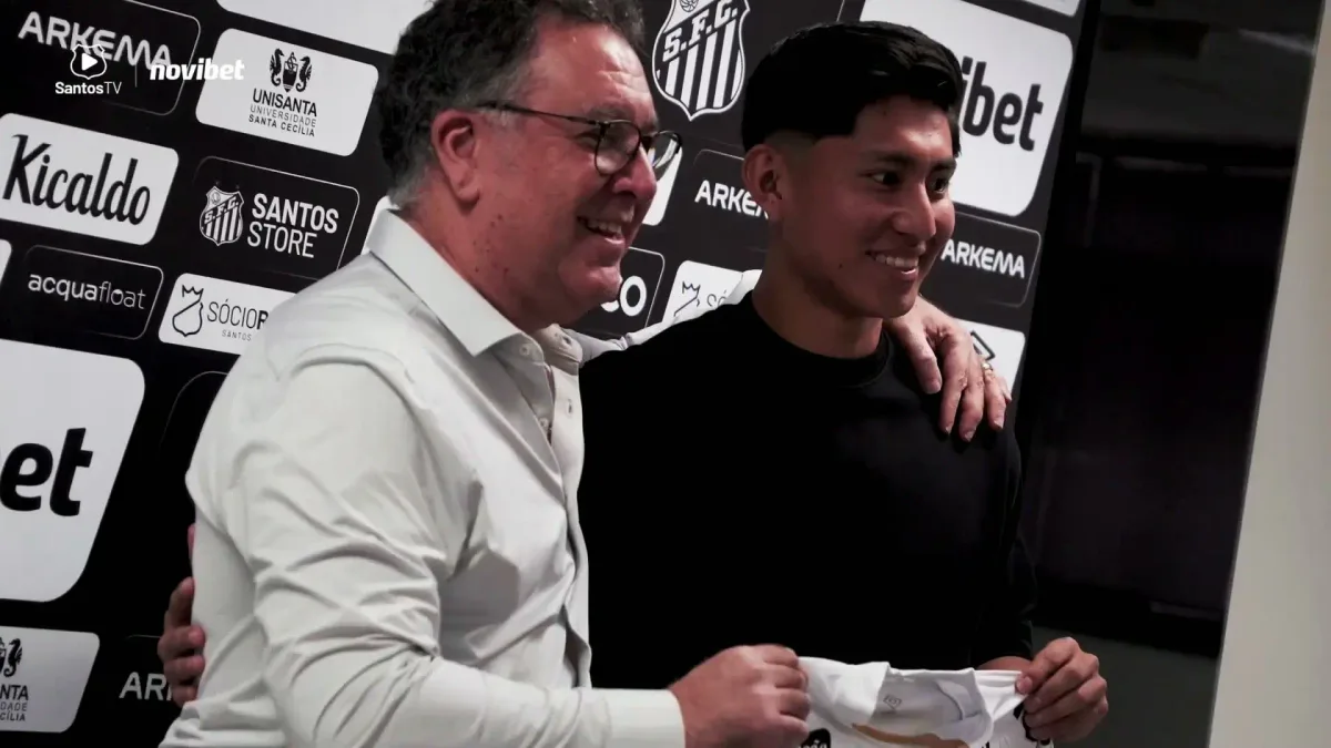 Confira bastidores da renovação de Miguelito com o Santos