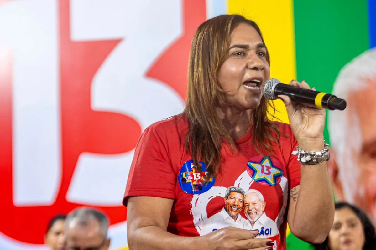 Secretária de Jerônimo critica rival do petista: "Mal intencionado"