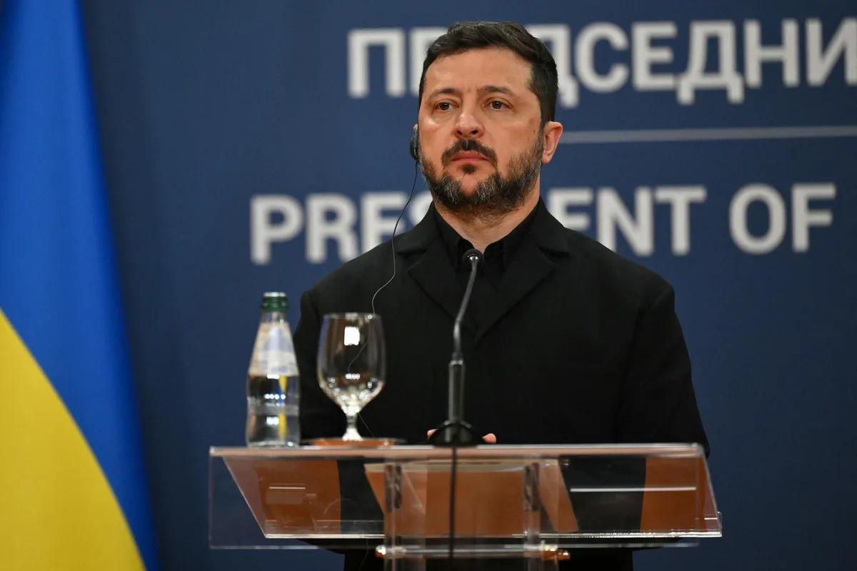 En Ukraine, Zelensky juge que des élections en temps de guerre seraient un « tsunami qui fracturerait » le pays