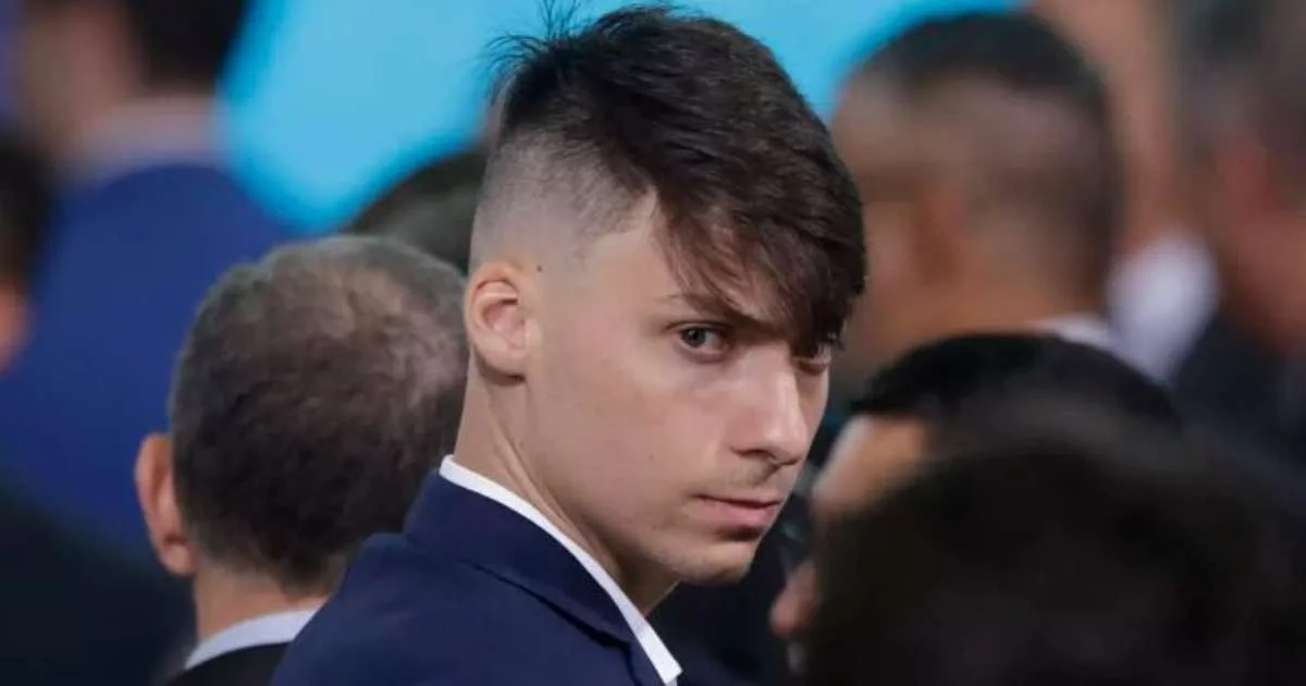 Jair Renan pede para não ser descontado por falta e sofre crítica de colega: 'Cria vergonha na cara'