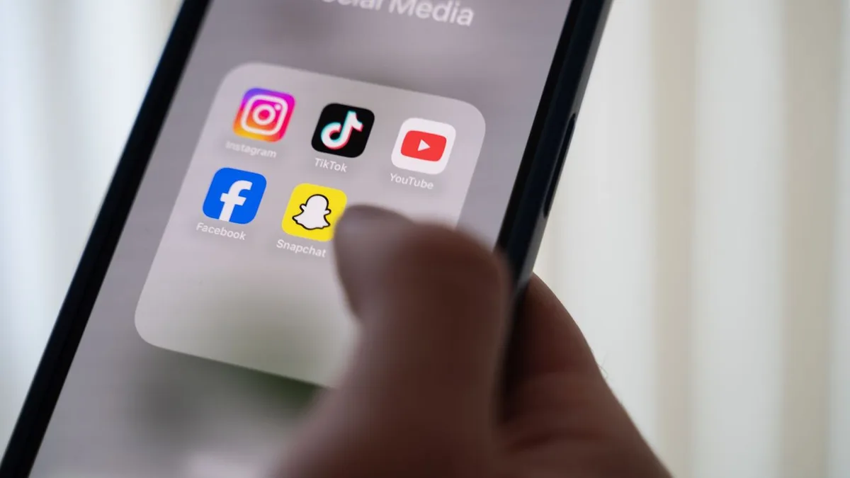Internet: Neuseelands Regierungspartei plant Social-Media-Mindestalter