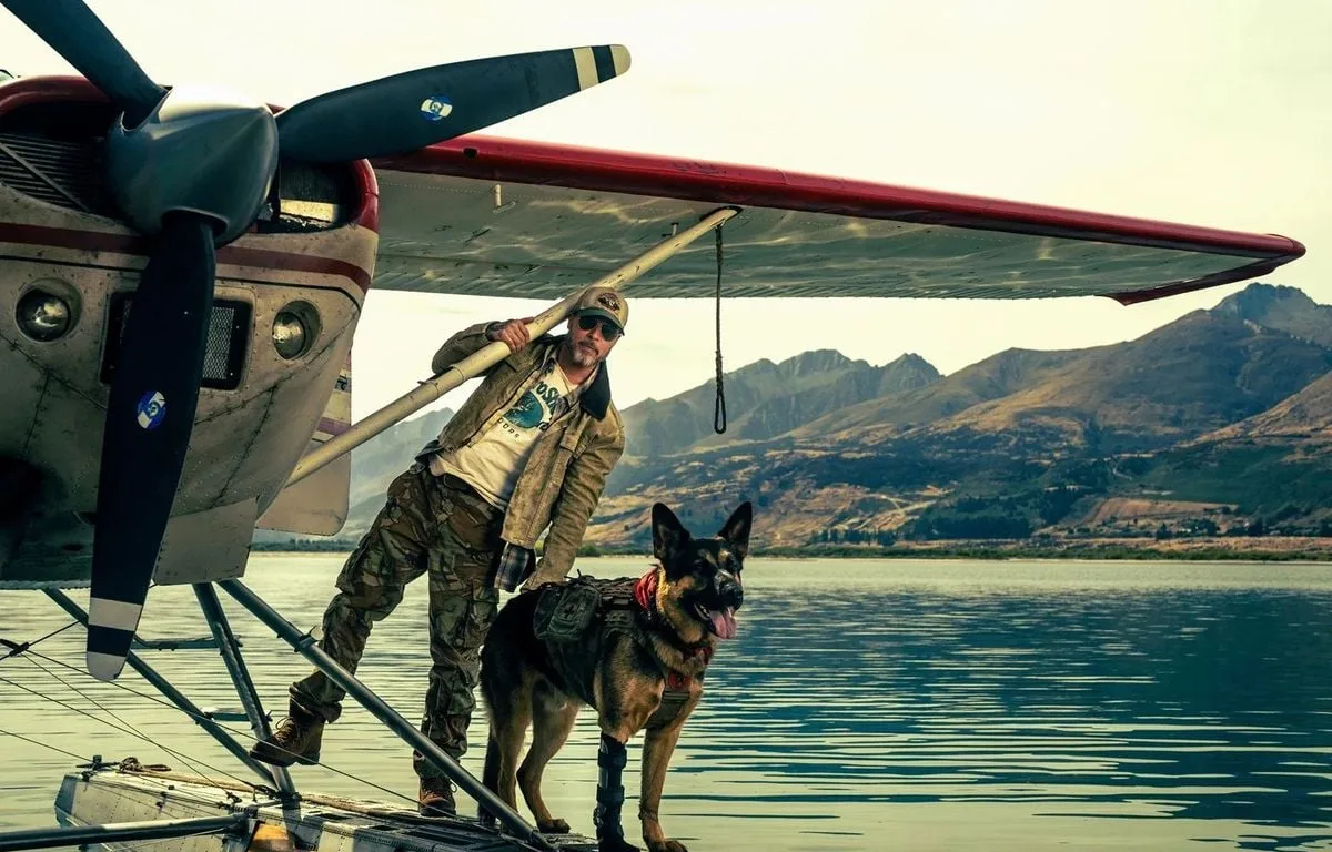 « Le chien du film était plus facile à diriger que Brad Pitt » pour David Ayer, réalisateur de « Heart Of The Beast »
