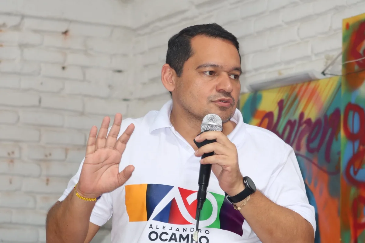 Senador del Pacto Histórico pidió a la Contraloría y a la Procuraduría hacer una auditoría a las donaciones a la fundación de la primera dama: “Queremos cuentas claras”