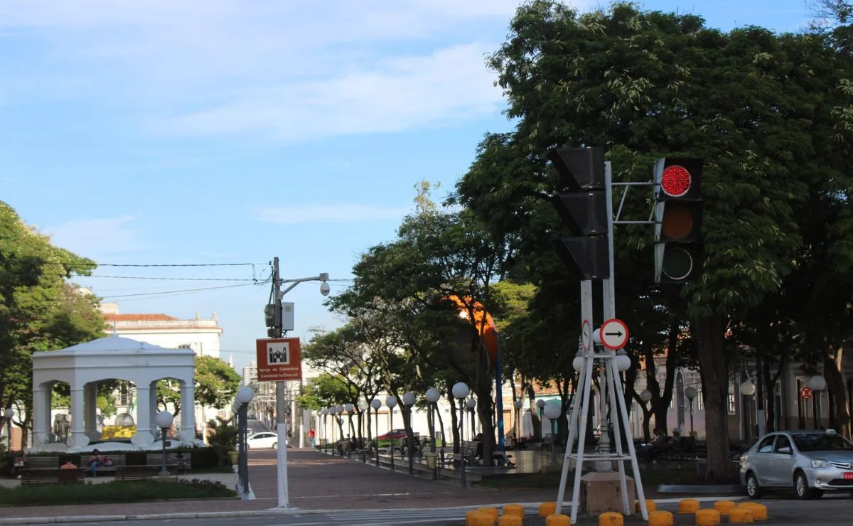 Conheça a “cidade dos exageros”, fundada no século 17 e destaque para turistas que vêm ao Brasil