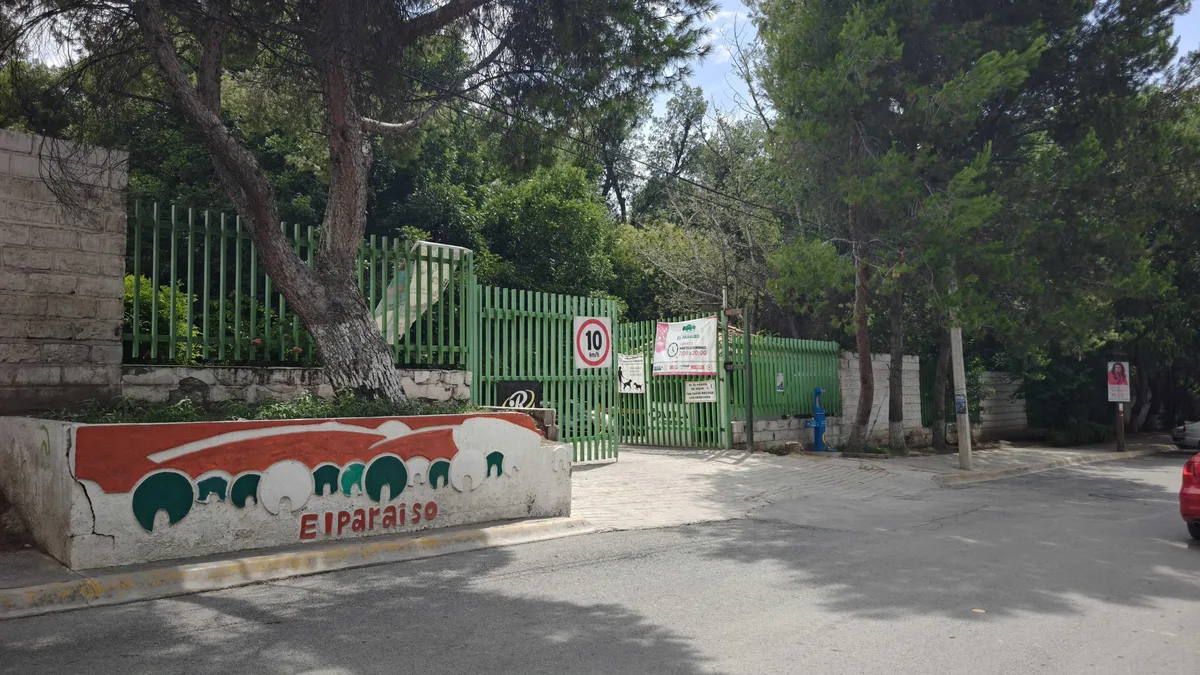 Avanzan obras de rehabilitación en el parque de La Aurora; analizan crear patronato para su conservación
