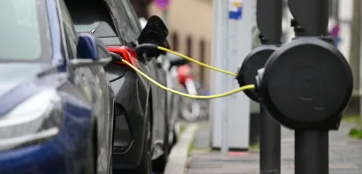 TU München: Streit über Elektroauto-Studie an Münchner Eliteuni
