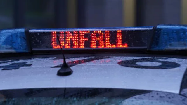 Landkreis Emsland: Vier Verletzte bei Autounfall auf B402