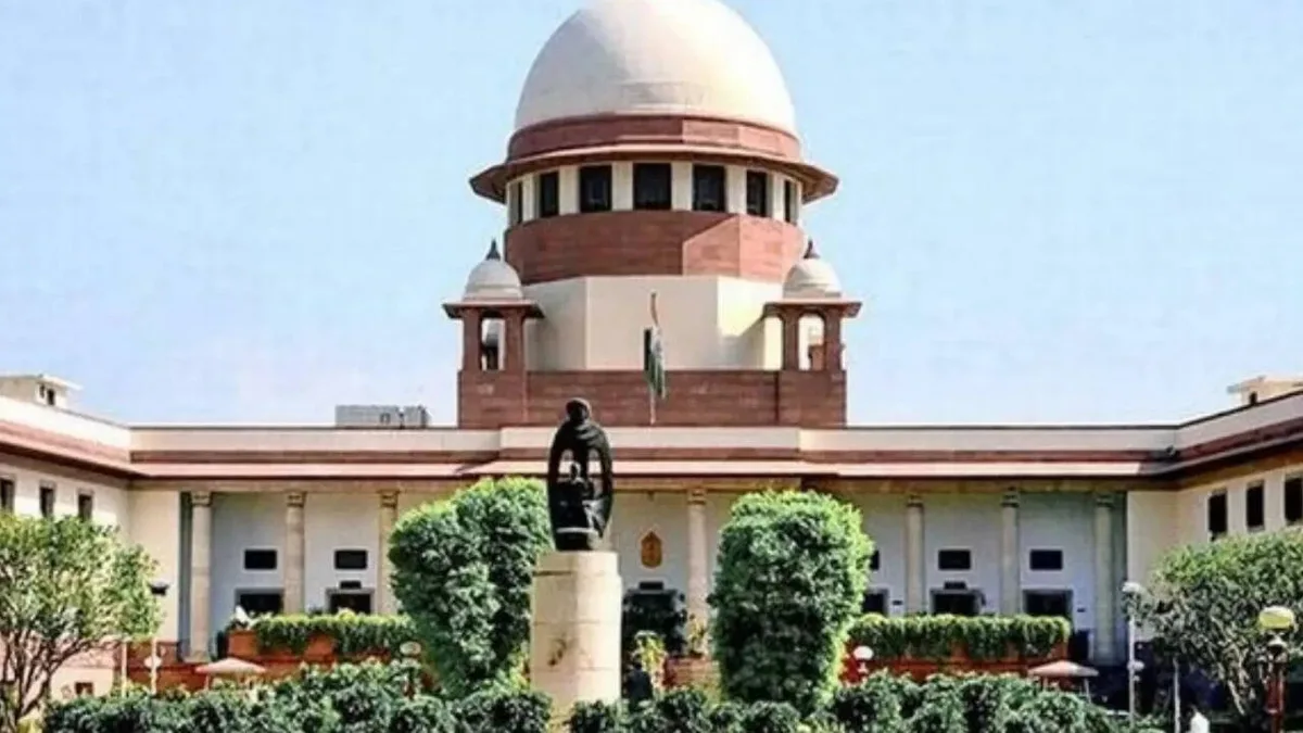 'Invoking Article 142': SC will hear Centre's plea to quash FIRs against NEET protesters on Sept 1