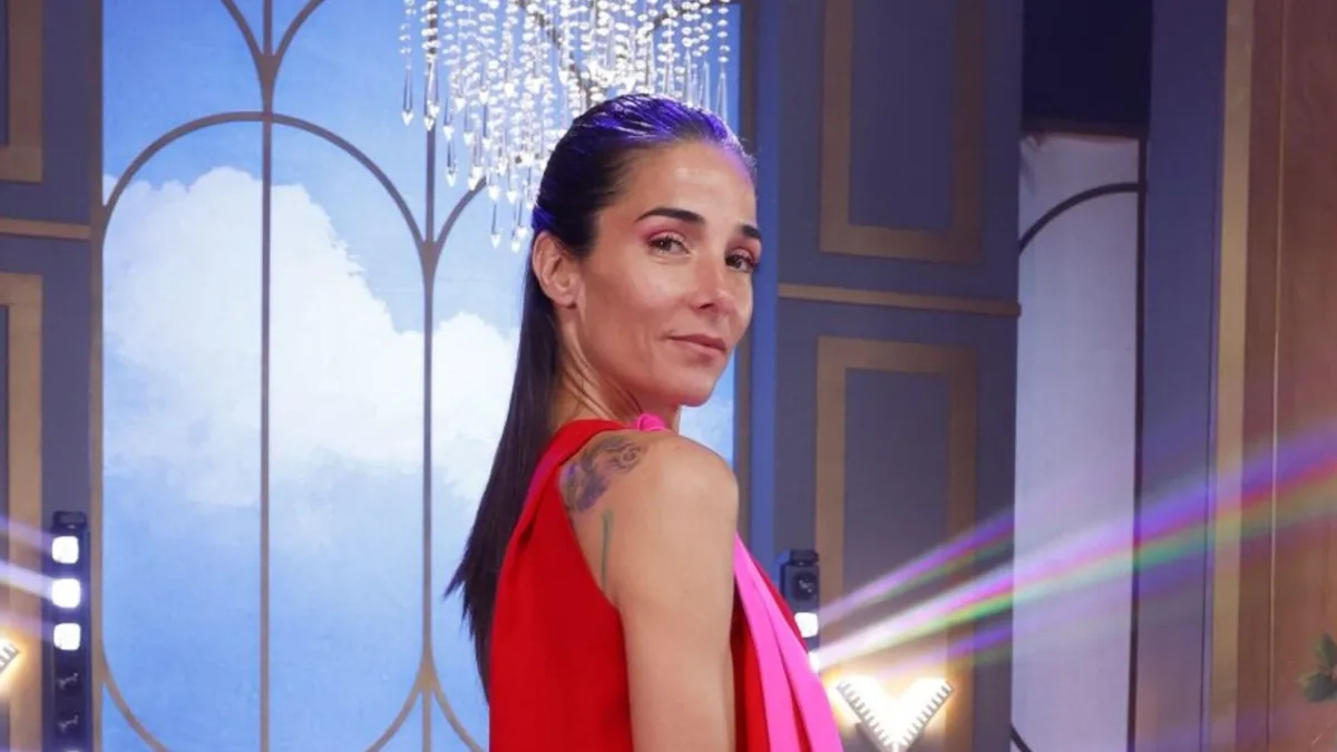 Entre lazos y volados, Juana Viale anticipó la llegada de la primavera en medio de la internación de su abuela Mirtha