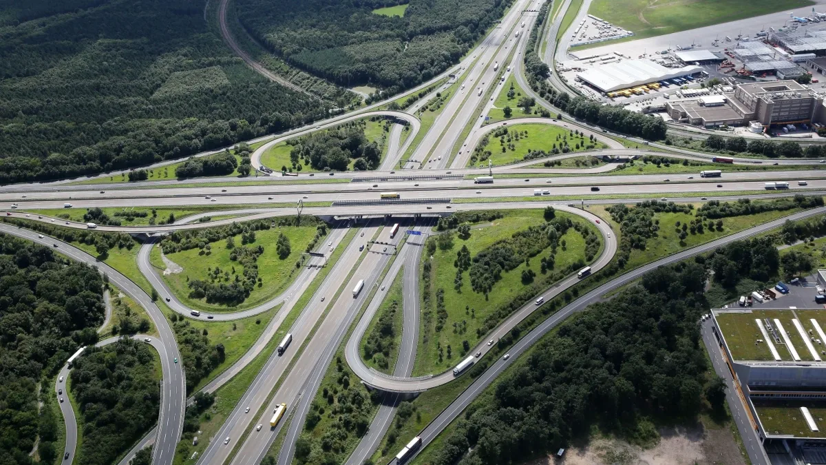 Geschichte der Autobahn: 100 Jahre Freiheit