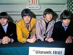 "George vermisse ich": Ringo Starr: Beatles-Reunion möglich, "wenn wir alle noch da wären"