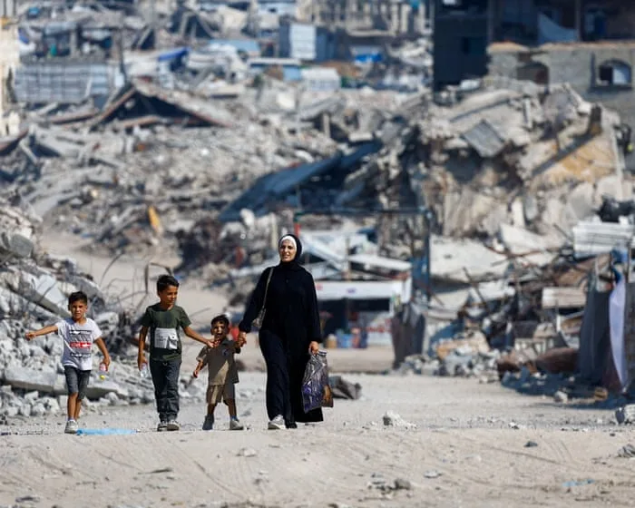 Hamas calls for Trump’s Board of Peace to ‘compel’ Israel over Gaza peace plan – Middle East crisis live