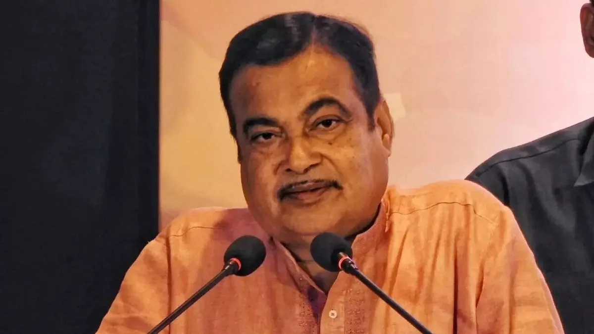 No intention to quit politics, Nitin Gadkari clarifies