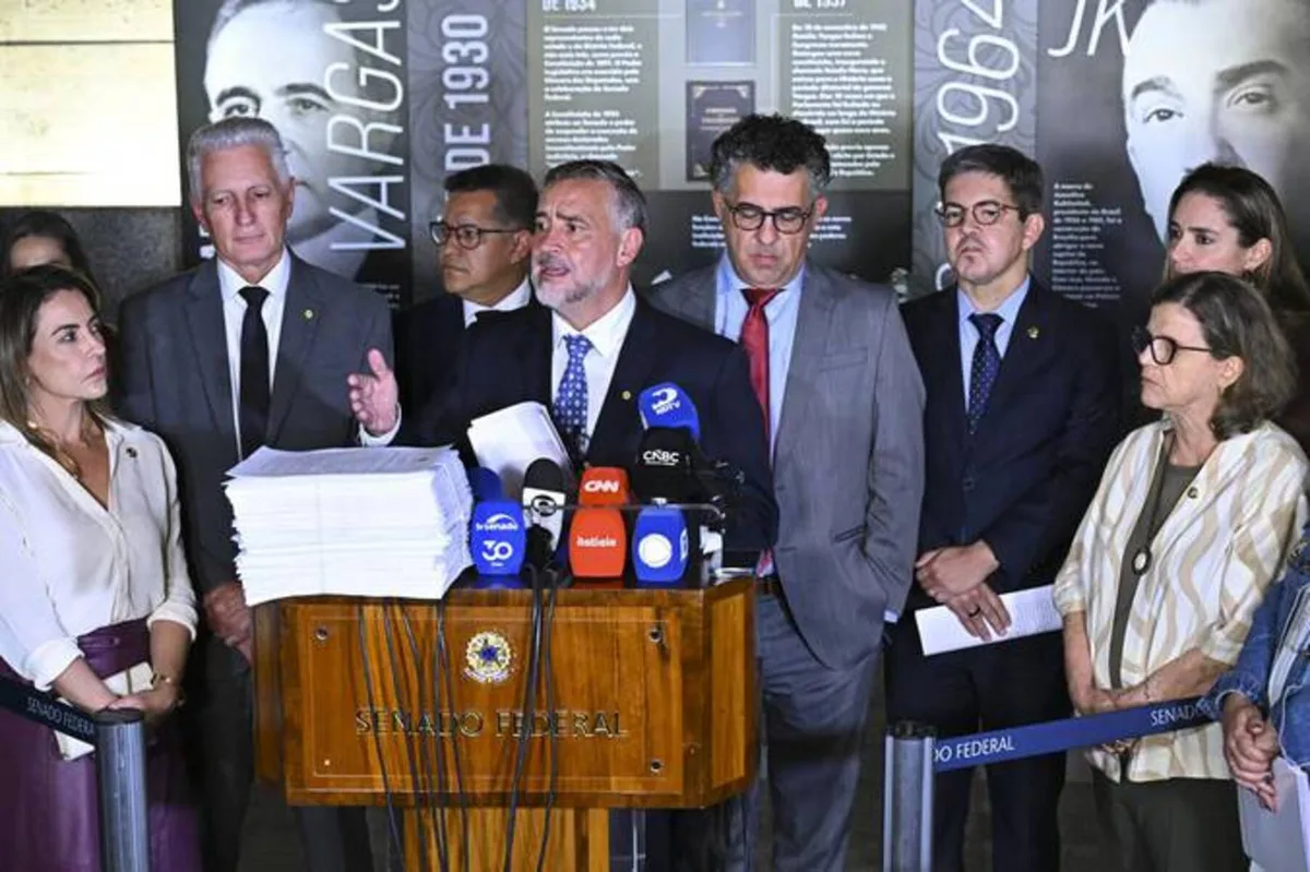 Governo libera R$ 884 mi em emendas de parlamentares que livraram Lulinha na CPMI