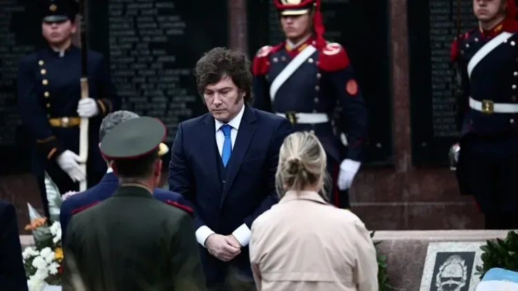 Milei sube tensiones con visita a futura base militar cercana a Las Malvinas