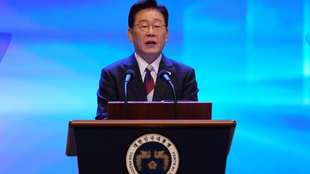 Le président sud-coréen propose un dialogue à Pyongyang pour mettre formellement fin à la guerre de Corée