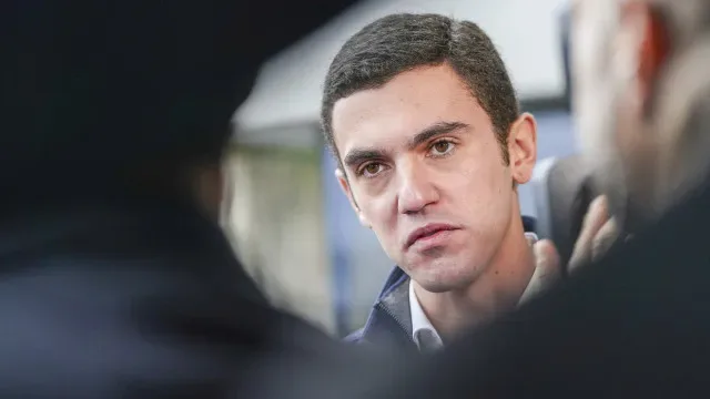 Moção de censura? "Enfraquecer Governo ameaça? Acho muito difícil"