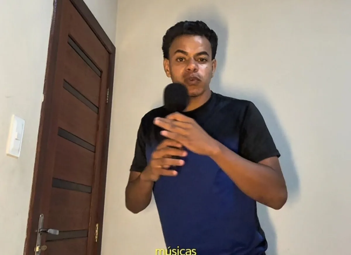 Influenciador do Acre avalia jingles políticos e escolhe favorito nas eleições