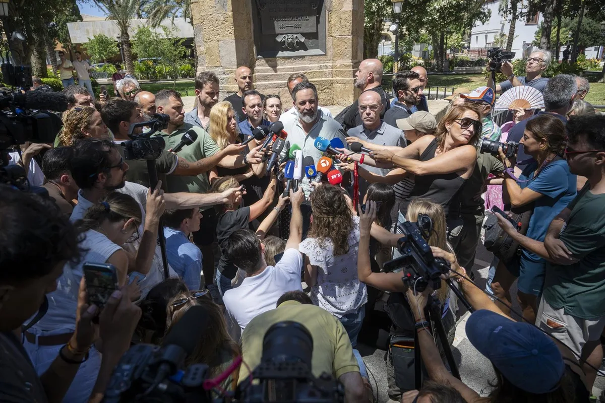 Abascal dice que Ceuta muestra lo que "el futuro depara" a España: "Inseguridad, violaciones, pillajes y enfermedades"