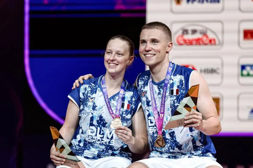 Premier titre historique pour le badminton français : Thom Gicquel et Delphine Delrue sacrés en double mixte aux Mondiaux