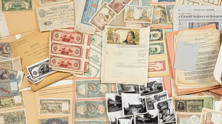 Un Tourangeau retrouve des faux billets de Bojarski dans son grenier et en fait don à la Banque de France