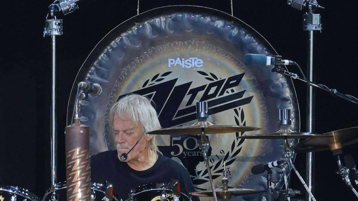 ZZ Top drummer Frank Beard dies