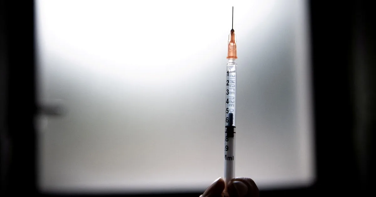 Anuncian que una vacuna experimental contra el cáncer de piel avanzado obtuvo resultados positivos en la última etapa de ensayos