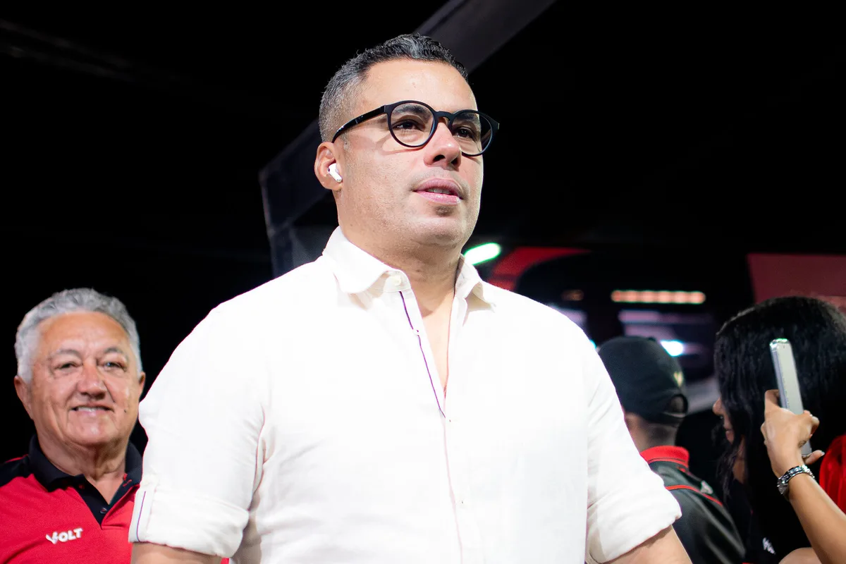 Jair Ventura é alvo de adversário na Série A e pode deixar o Vitória