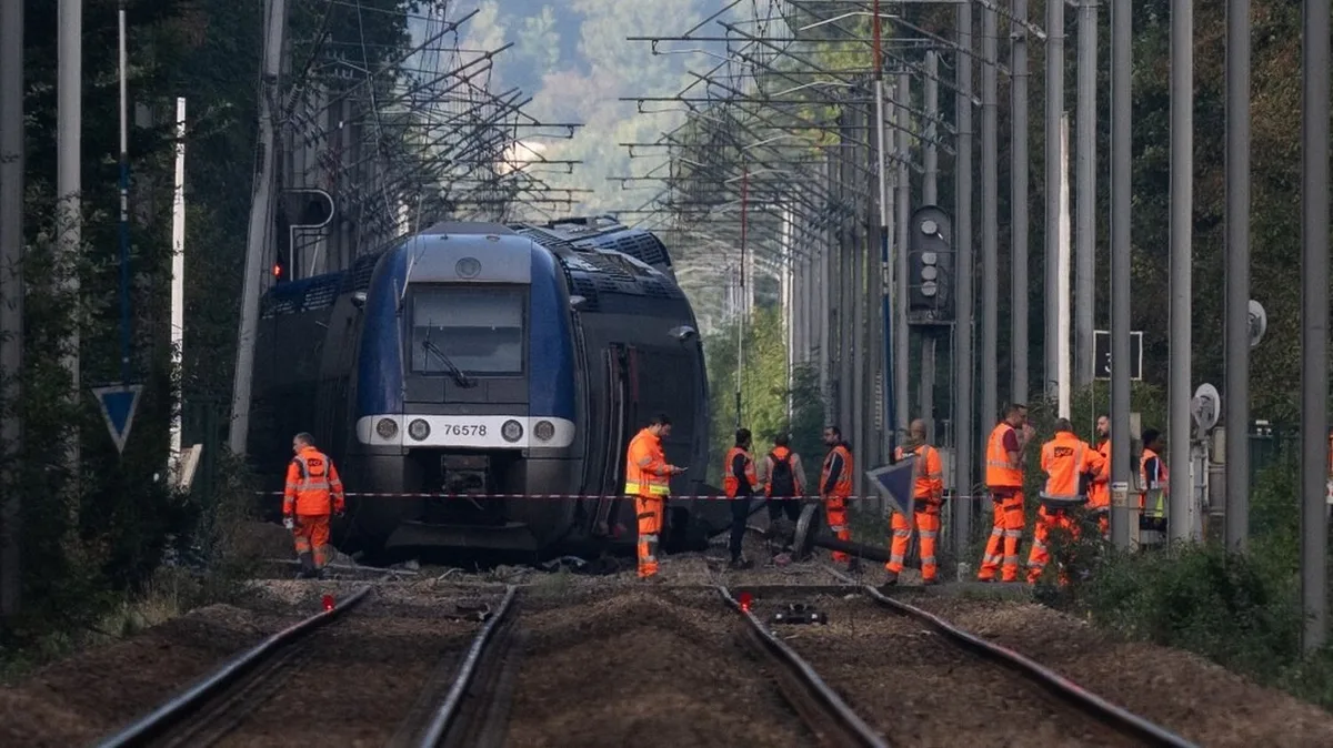 Déraillement d'un TER en Seine-Maritime : la piste de l'acte malveillant privilégiée par les enquêteurs