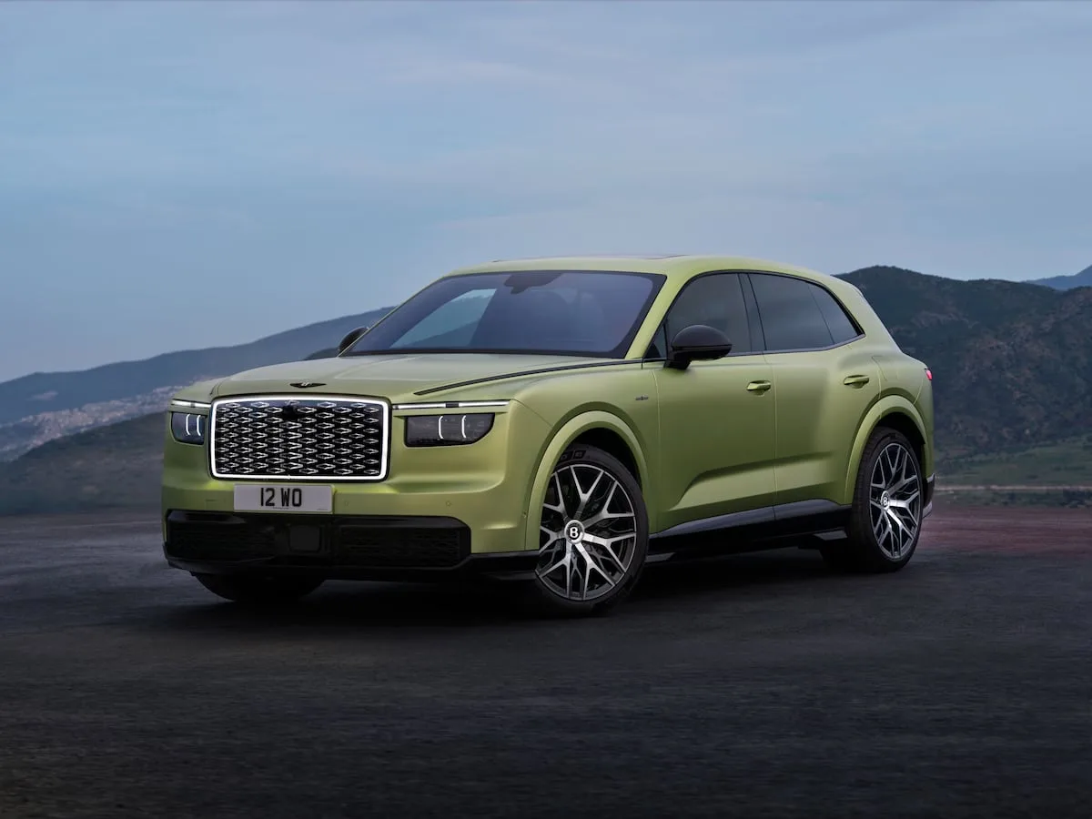 This is the new all-electric Bentley Torcal in detail