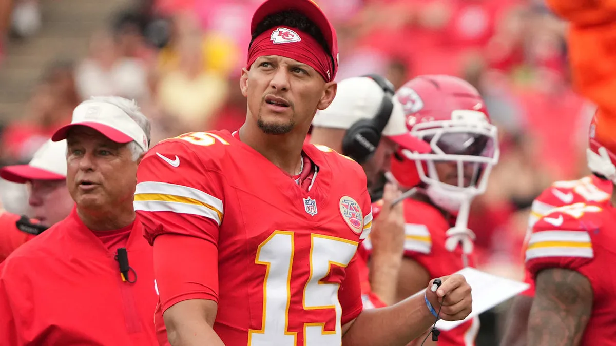 NFL-Superstar stürzt ab - Immer mehr Zweifel an Mahomes!