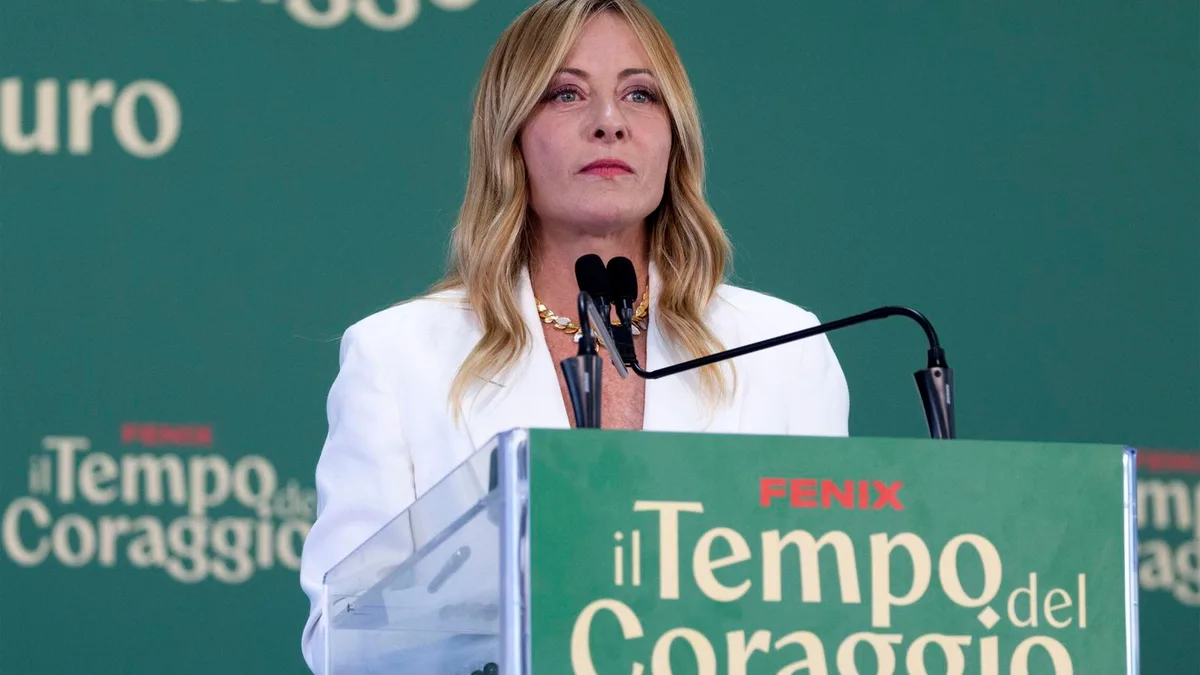 Meloni anuncia una ley para limitar un número máximo de extranjeros por aula en colegios