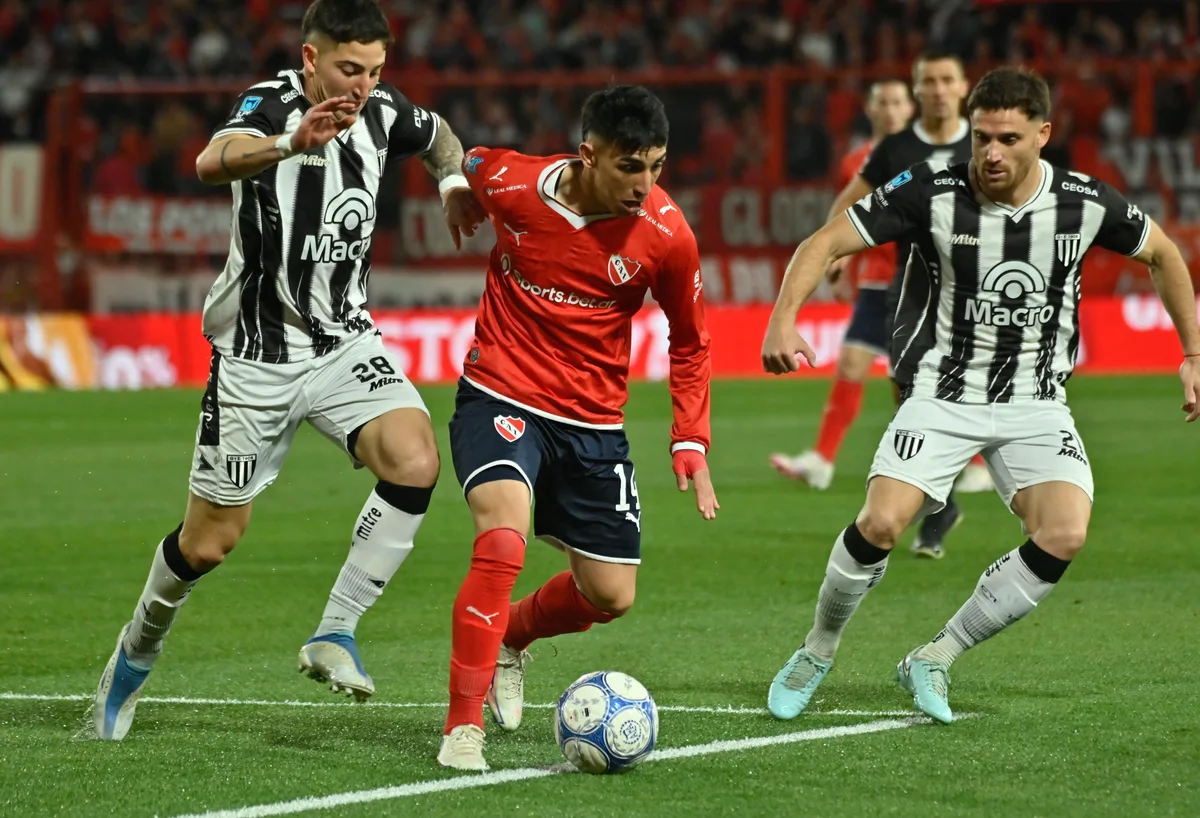 Independiente perdió 3-0 con Gimnasia de Mendoza por la séptima fecha del Torneo Clausura