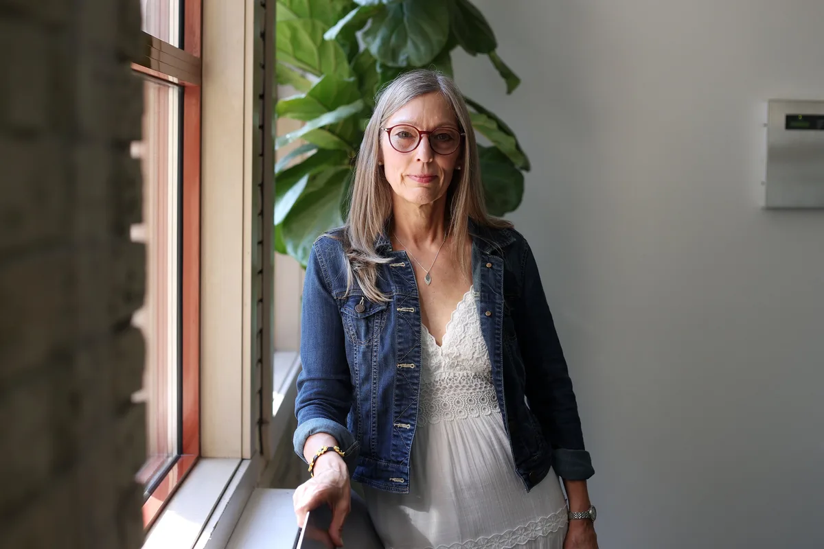 Volunteer program aims to comfort patients without loved ones in their final moments