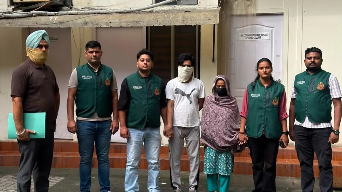 Delhi couple held for nexus with ISI espionage network