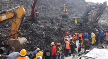 Deslizamento de lixeira na Guiné-Conacri faz mais de 30 mortos