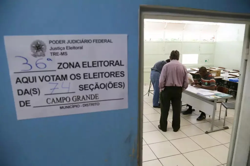 Supremo mantém Ficha Limpa para condenações anteriores à lei de 2010