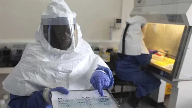 Ébola já matou quase 3.700 pessoas no Congo. Europa reforça ajuda