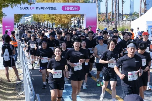 LG U+, 순직 소방관 추모 러닝 행사…2천300명 모여