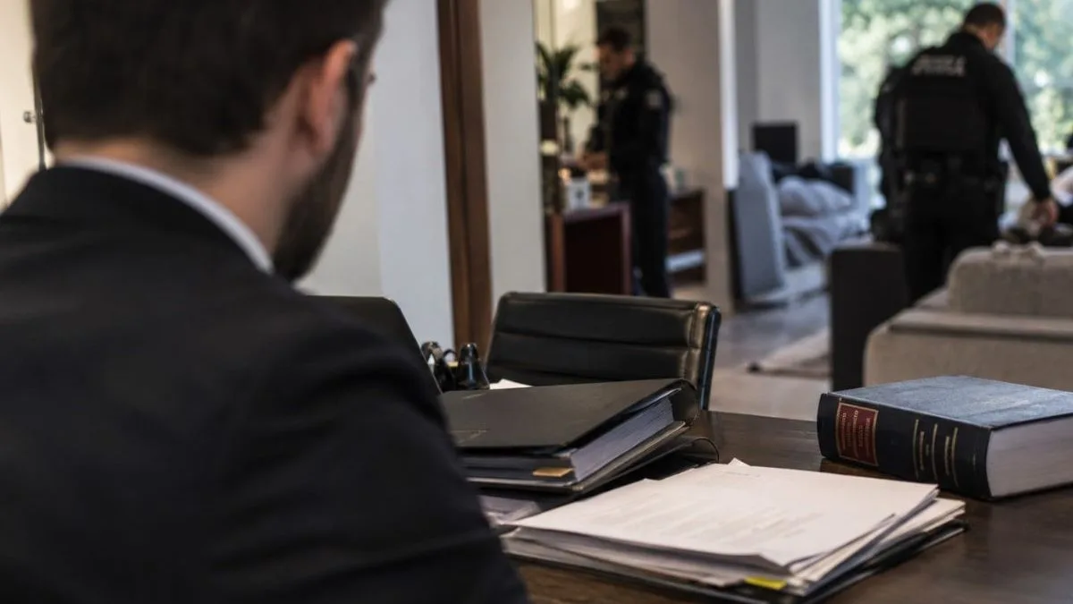 Advogado é apontado como elo de quadrilha de tráfico, três são presos e seis cidades são alvo de operação em SC