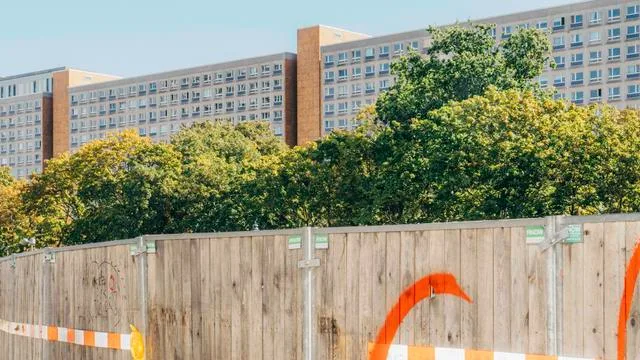 Vergesellschaftung großer Wohnungskonzerne: Warum Neubau allein nicht reicht