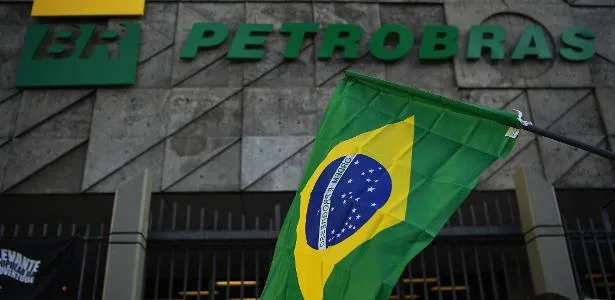 Petrobras assina contratos para explorar petróleo na Costa do Marfim
