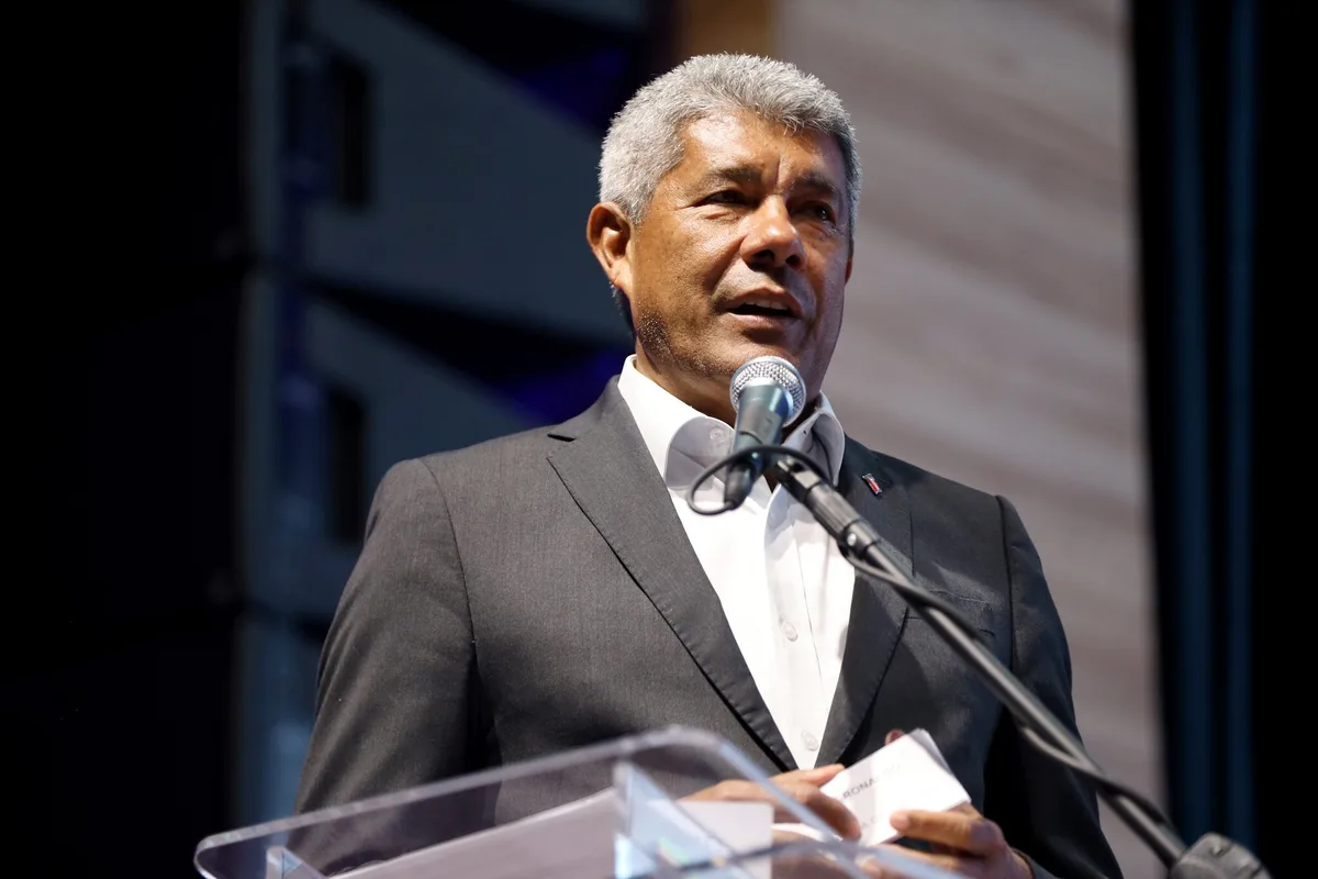 Quaest na BA: 57% aprovam governo de Jerônimo Rodrigues, e 34% desaprovam