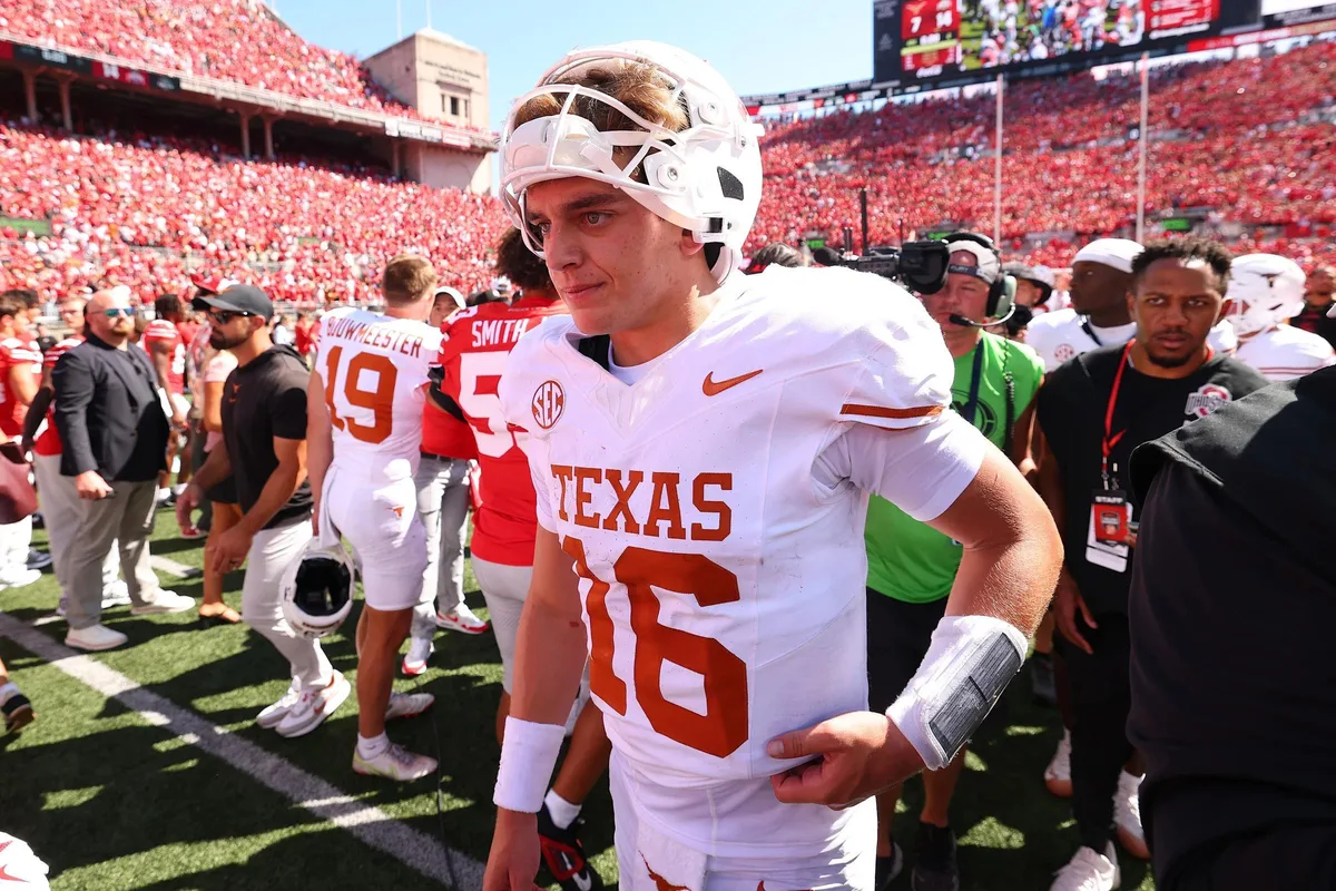 Arch Manning empieza a escribir su propia historia rumbo a la NFL